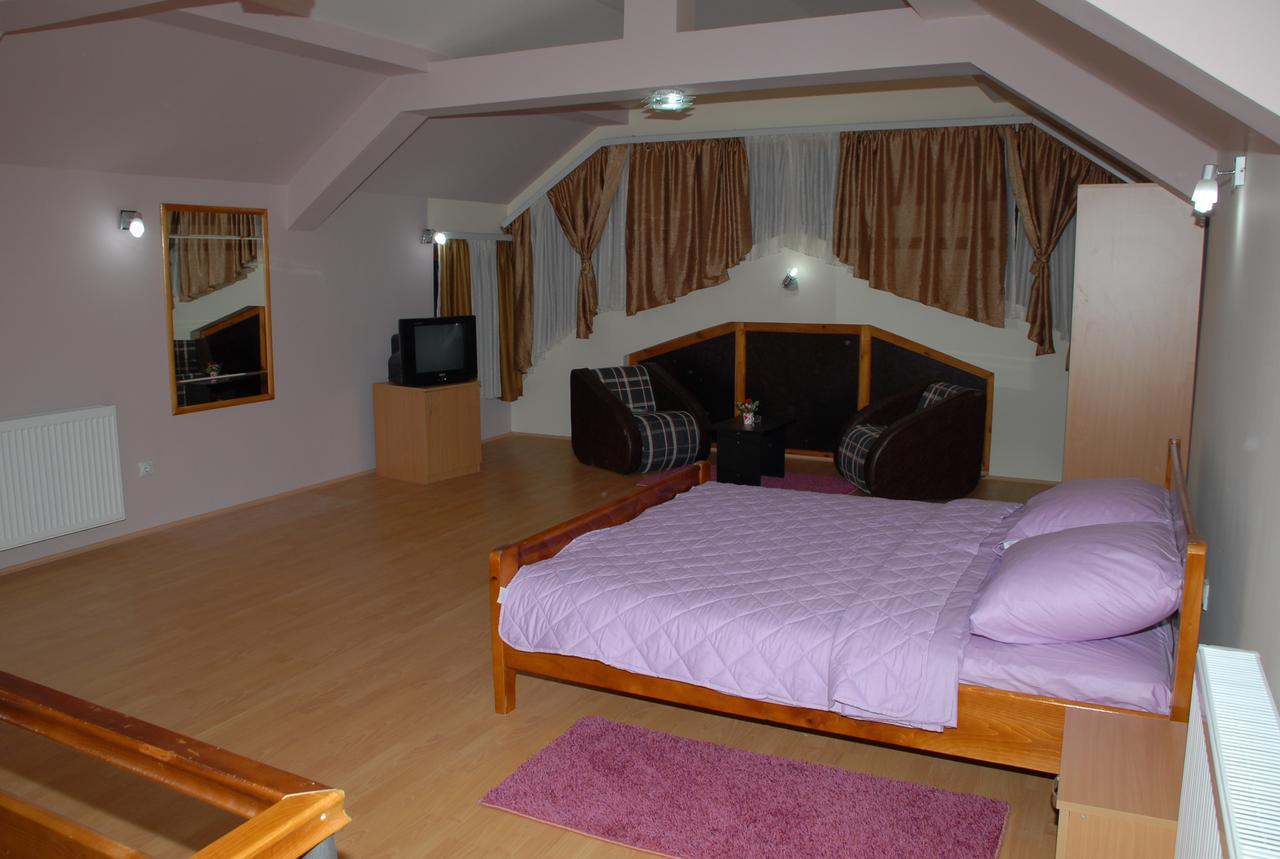 Zormaris-M Hotel Vranje Ngoại thất bức ảnh