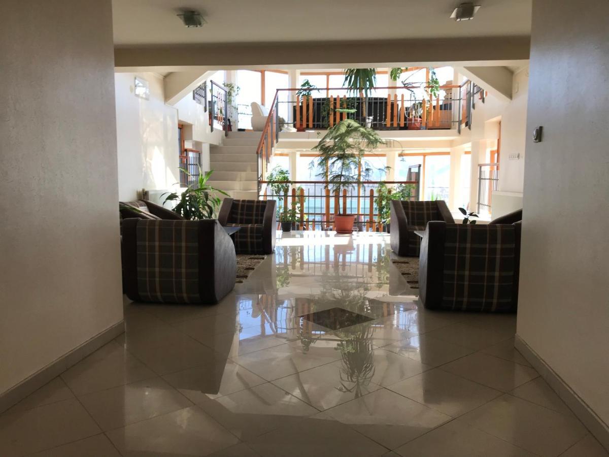 Zormaris-M Hotel Vranje Ngoại thất bức ảnh