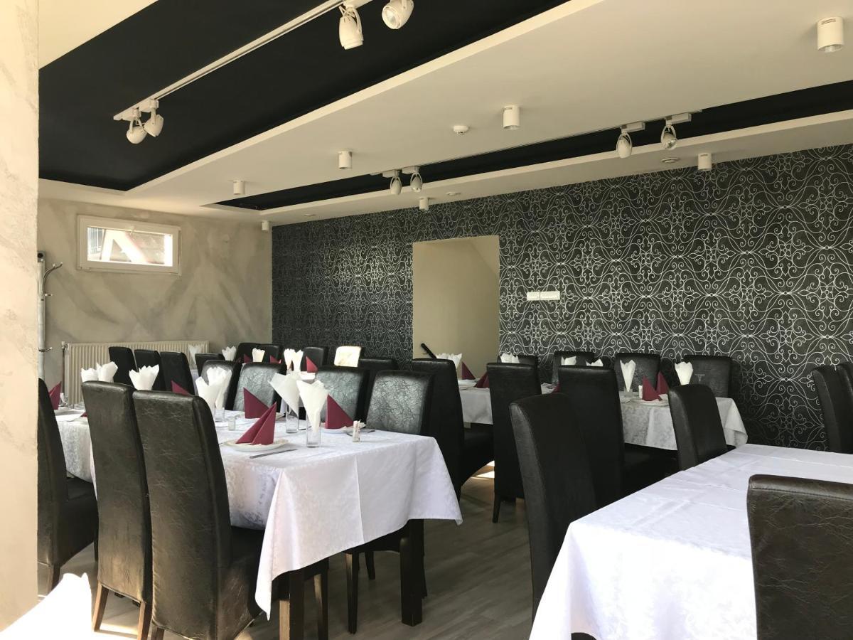 Zormaris-M Hotel Vranje Ngoại thất bức ảnh
